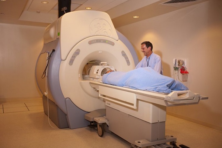 Chẩn đoán đau đầu bằng chụp cộng hưởng từ MRI